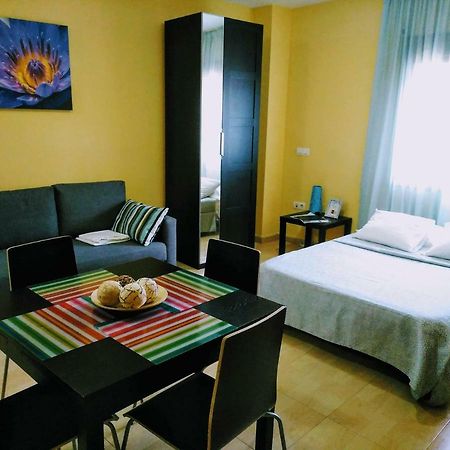 Apartamento Domingo Lozano Malaga Exterior photo