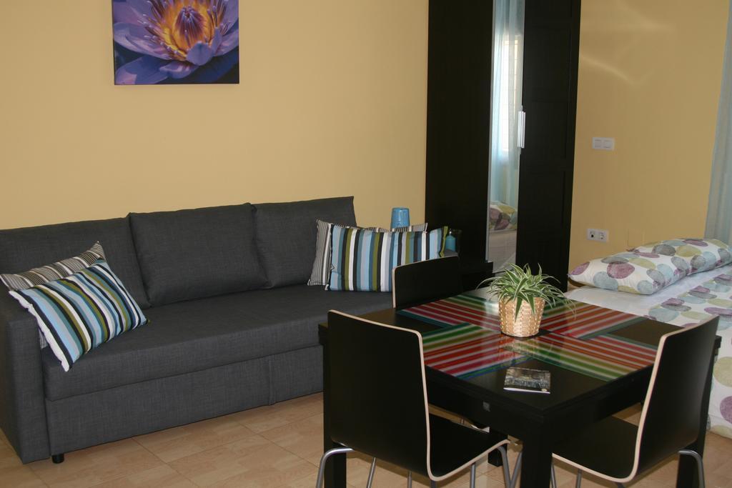Apartamento Domingo Lozano Malaga Exterior photo