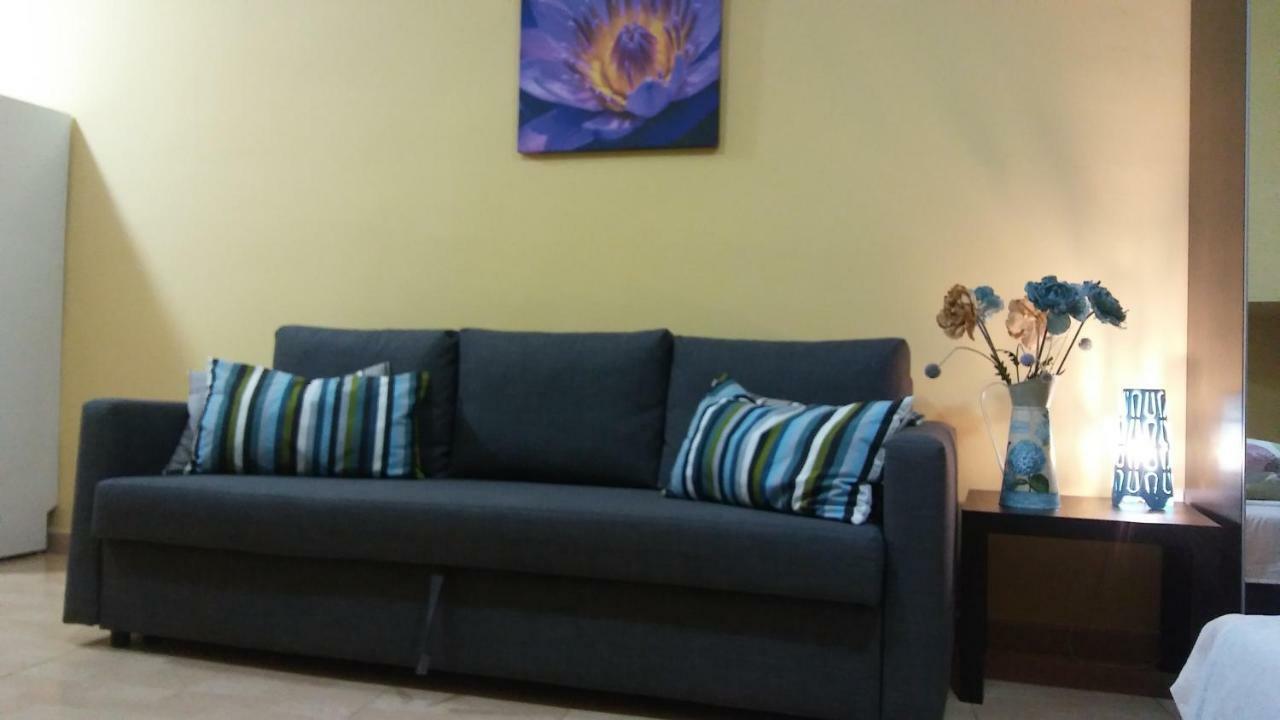 Apartamento Domingo Lozano Malaga Exterior photo