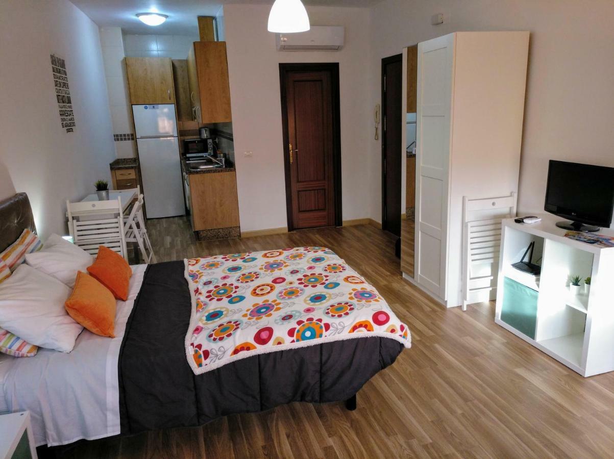 Apartamento Domingo Lozano Malaga Exterior photo